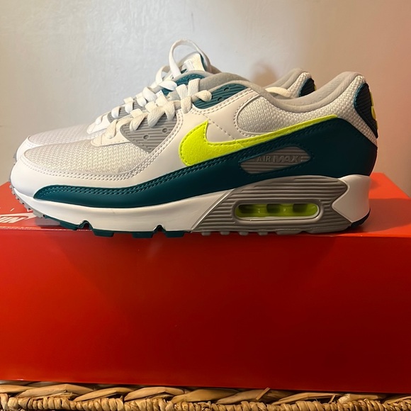 Nike Air Max lll